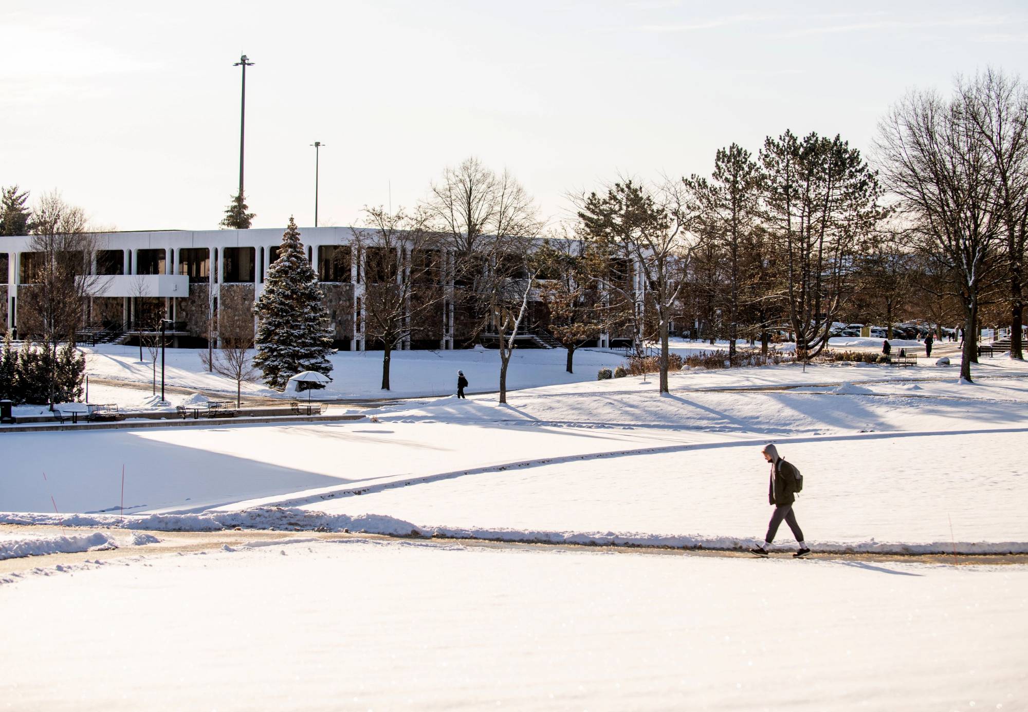 Image of GVSU campus in winter. Link to Winter 2022 syllabi